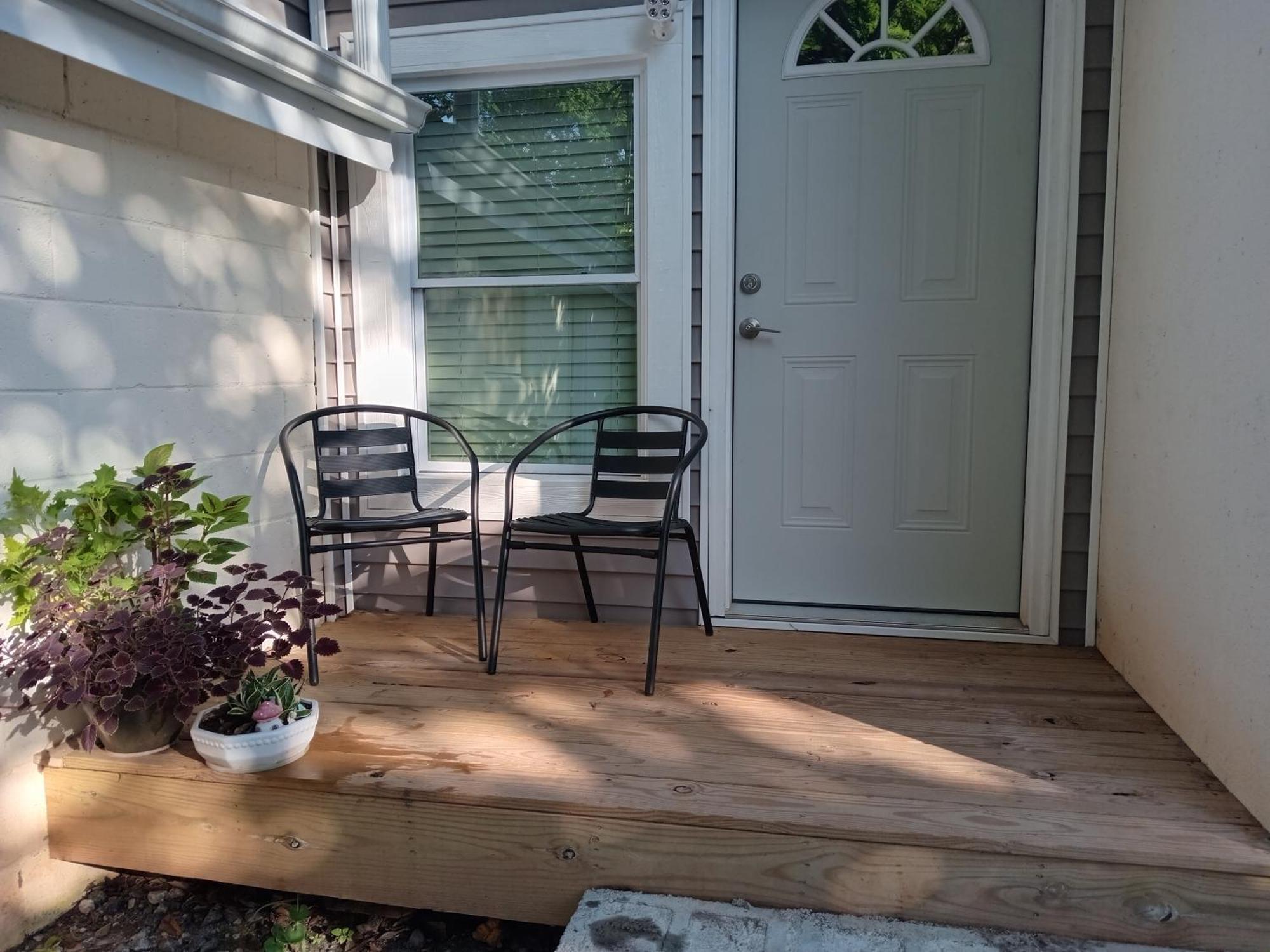 Bright And Cozy Lighthouse Cottage In Greenville Sc Eksteriør billede